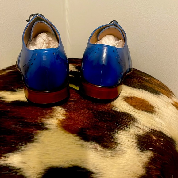 Indigo Blue Wingtip Shoes.. New without original box never been worn. - Picture 4 of 4